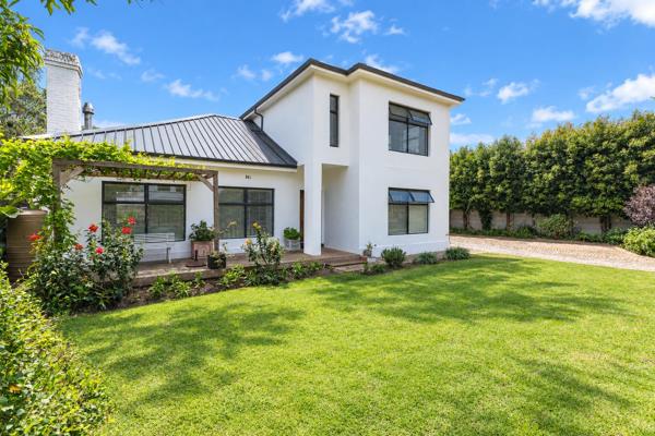 6 Bedroom House