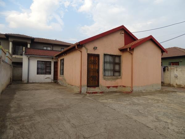 2 Bedroom House