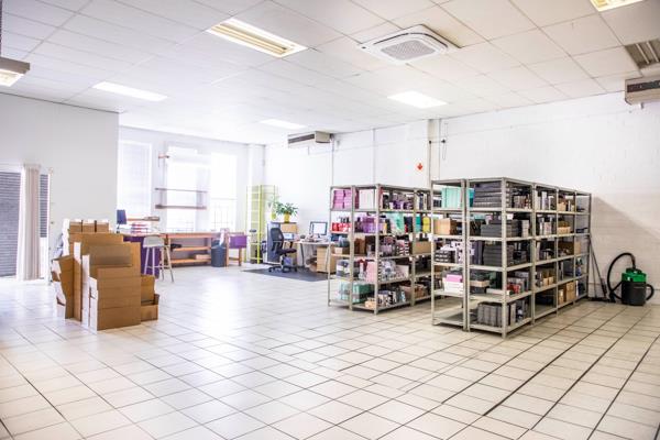 200 m² Commercial space