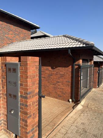 2 Bedroom Duplex