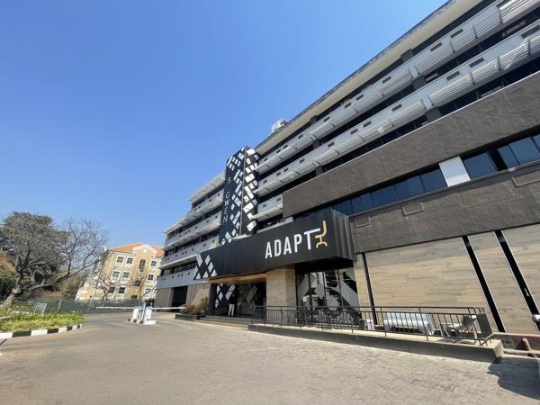 1 537 m² Commercial space