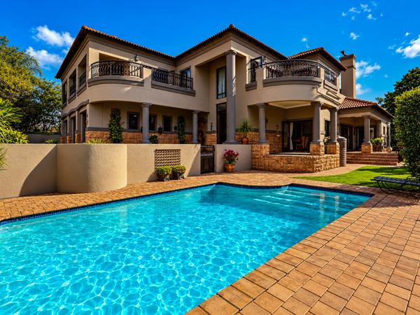 5 Bedroom House