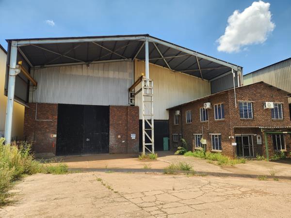 2 400 m² Industrial space