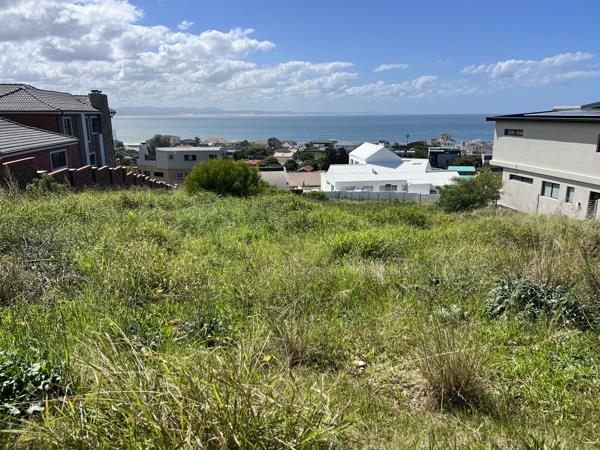 1 504 m² Land