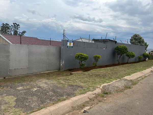 12 Bedroom House