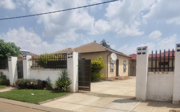 2 Bedroom House
