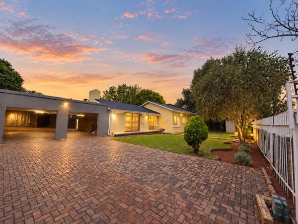 5 Bedroom House