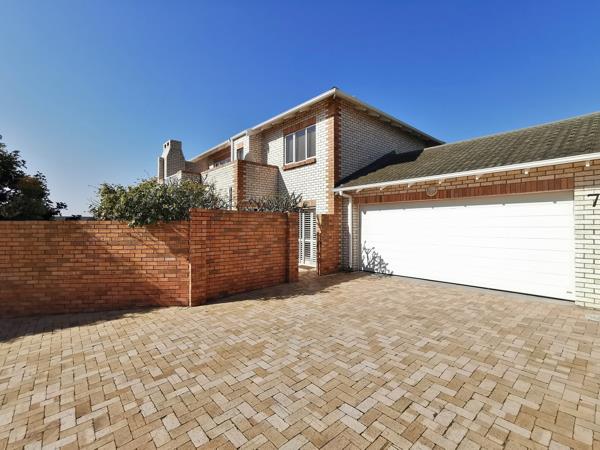3 Bedroom Townhouse