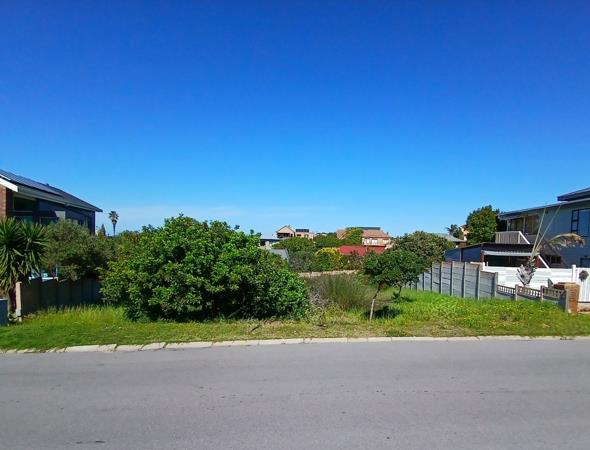 771 m² Land