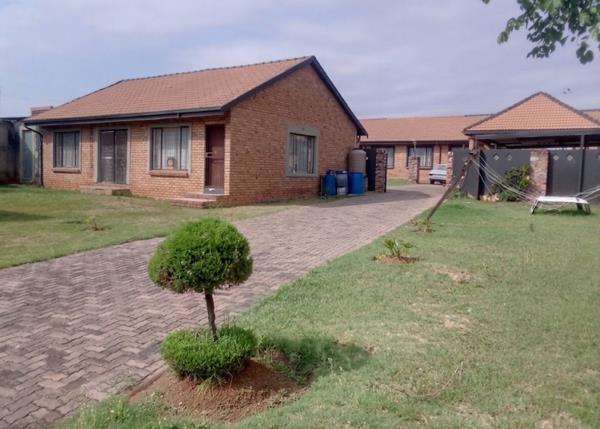 6 Bedroom House