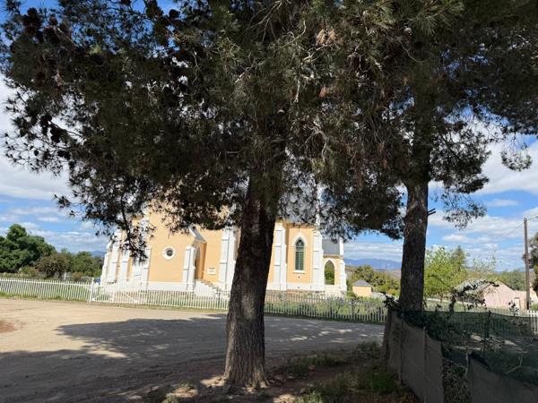 1 071 m² Land