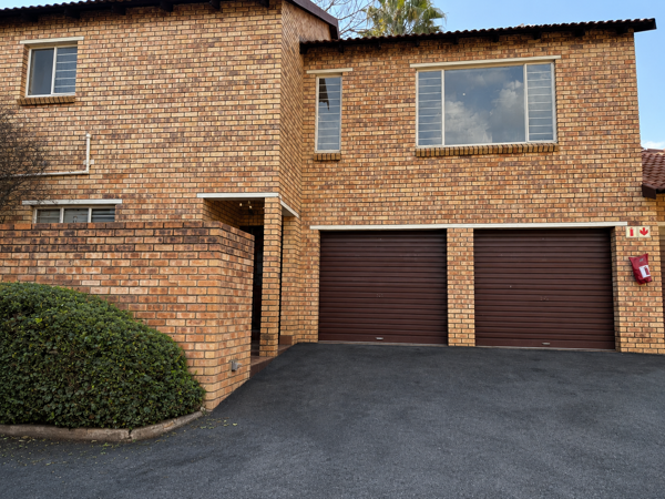 4 Bedroom Townhouse