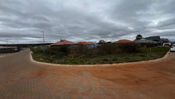 437 m² Land