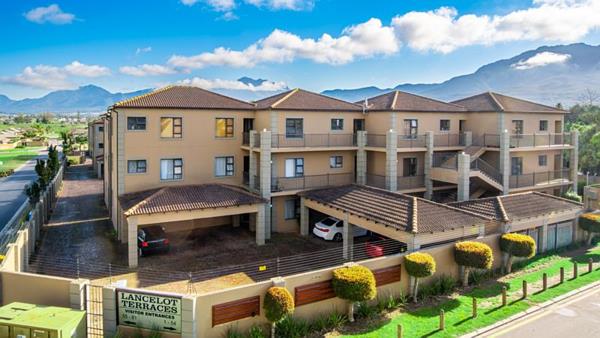 3 Bedroom Flat