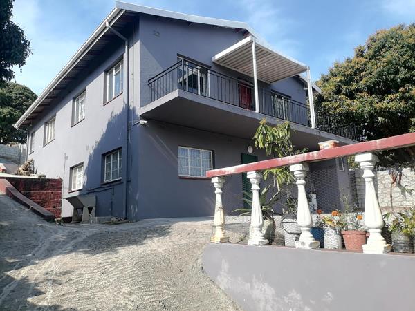 8 Bedroom House