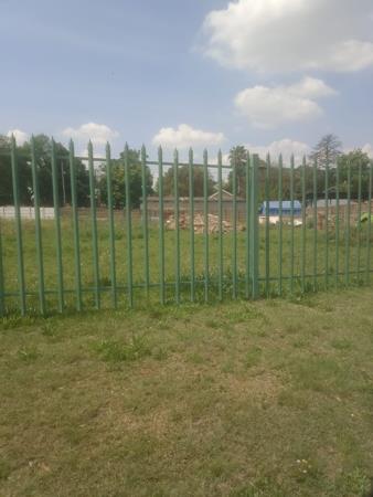 9 m² Land