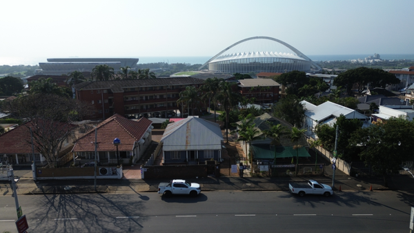 180 m² Commercial space