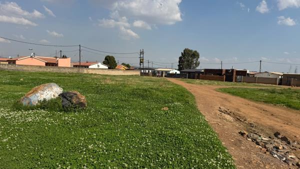 270 m² Land