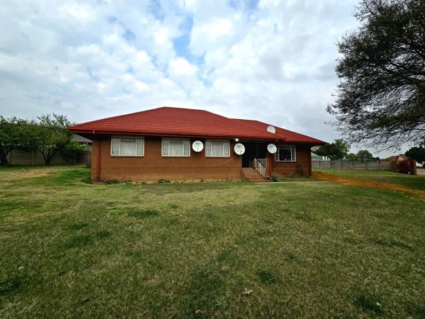 2 Bedroom House