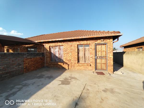 2 Bedroom House