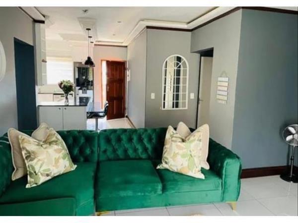3 Bedroom Townhouse