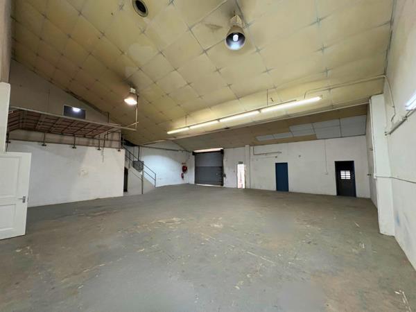 571 m² Industrial space