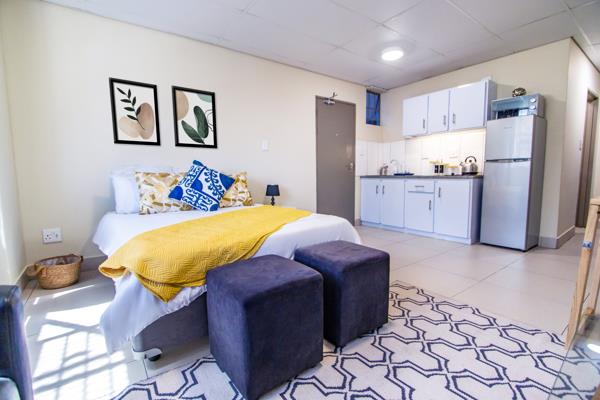 Studio Apartment