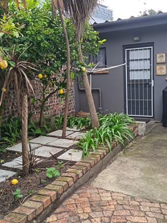 1 Bedroom Garden Cottage