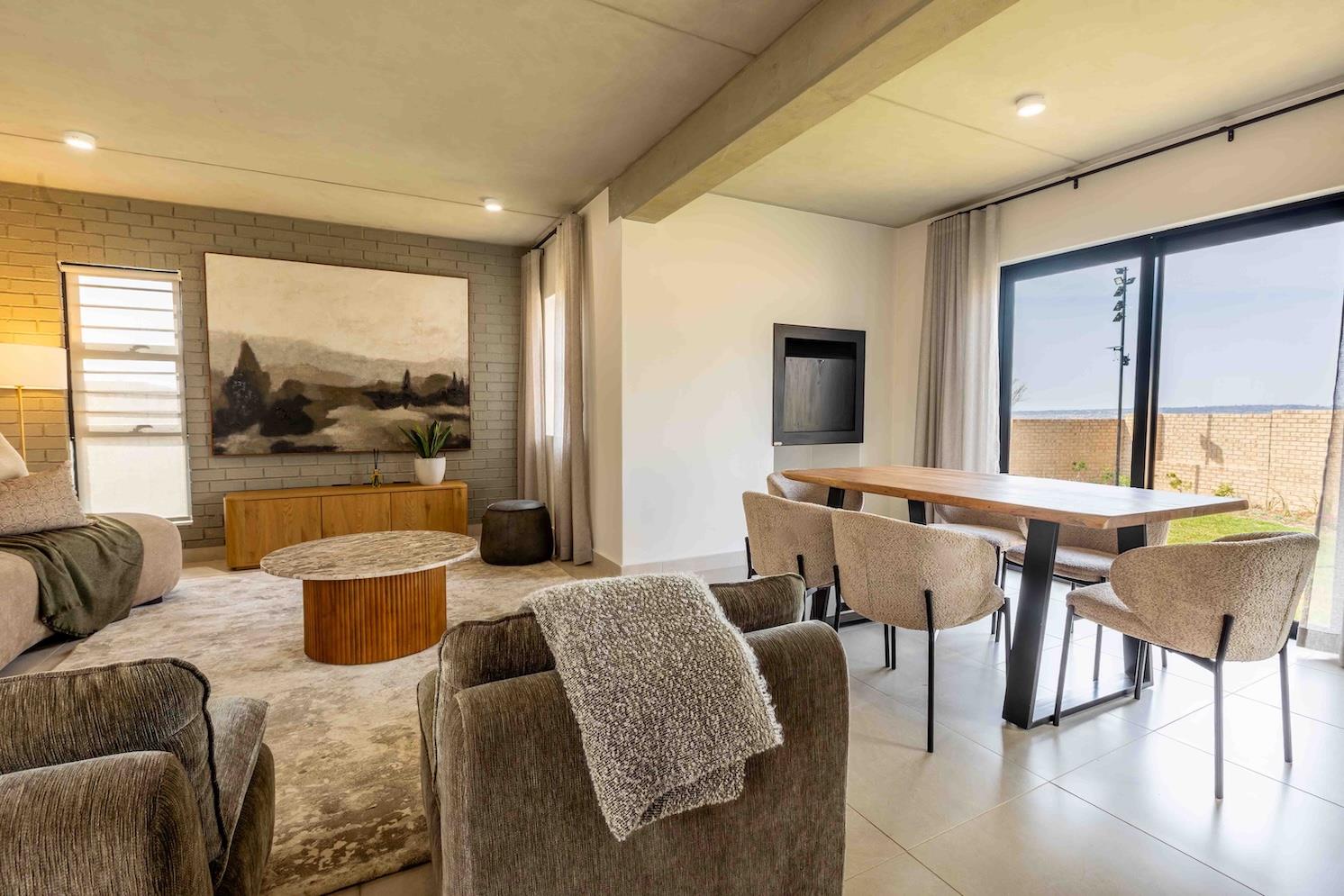 4 Bedroom House in Noordwyk
