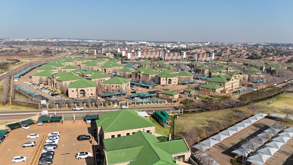 85 m² Commercial space