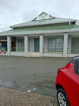 300 m² Retail Space