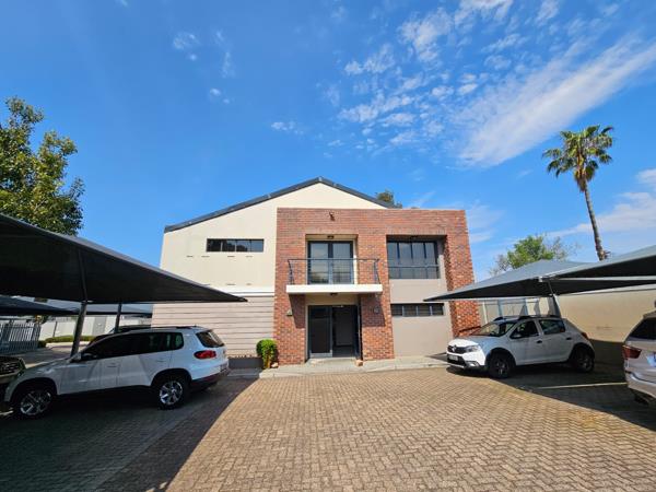 163 m² Commercial space
