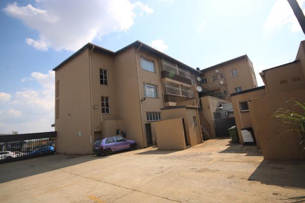 1 980 m² Commercial space