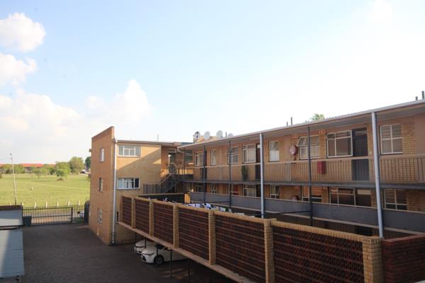 2 400 m² Commercial space