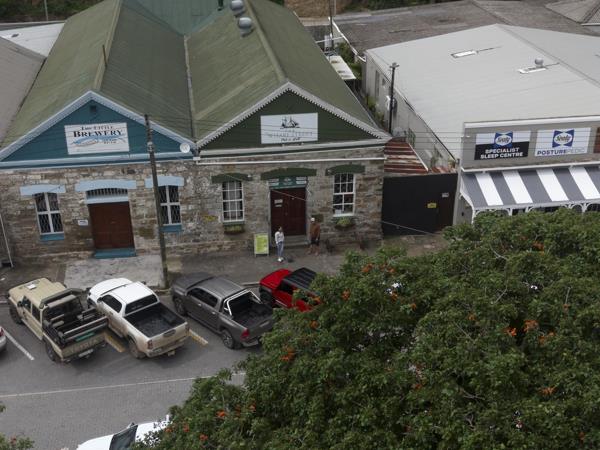 339 m² Commercial space