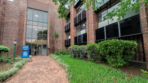 296 m² Office Space