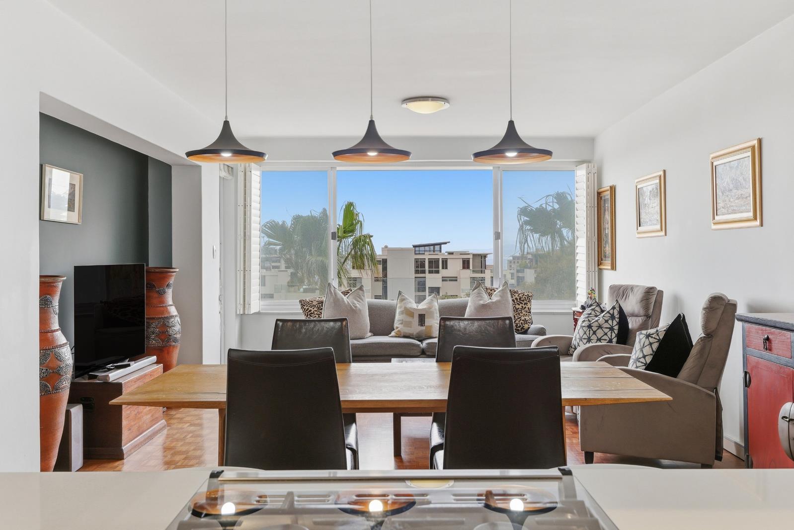 3 Bedroom Apartment for sale in Green Point | T5638800 | Private Property