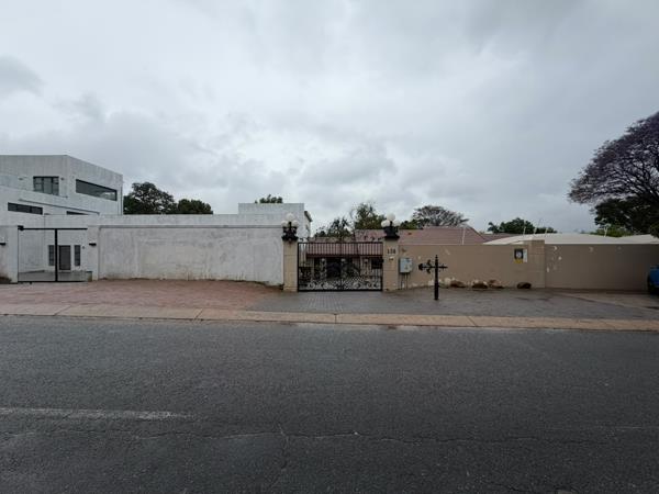 472 m² Commercial space