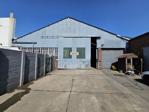 644 m² Industrial space