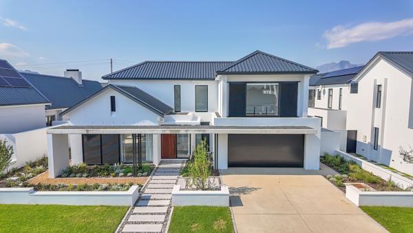 5 Bedroom House