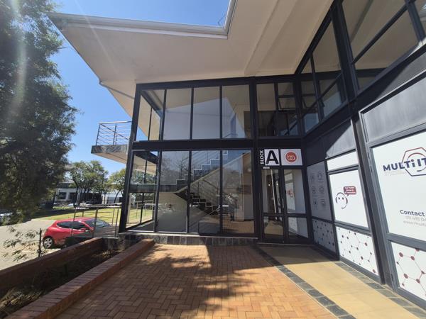 93.4 m² Commercial space