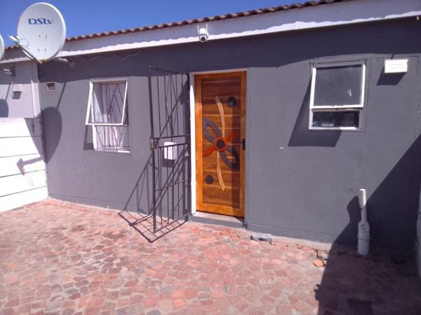 2 Bedroom House