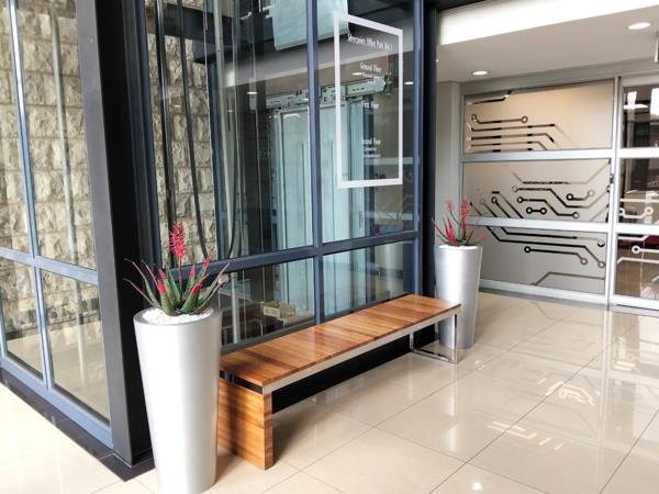 425 m² Commercial space