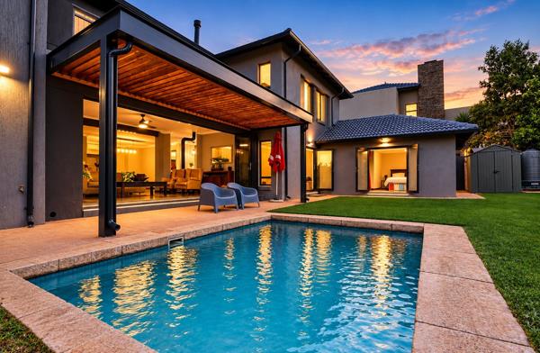 5 Bedroom House