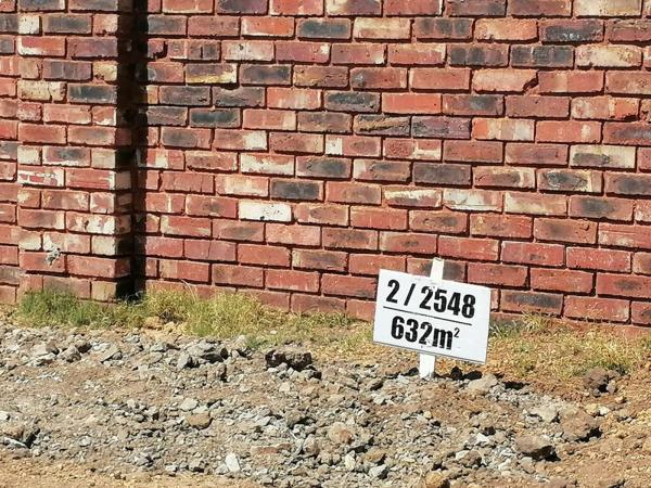 675 m² Land