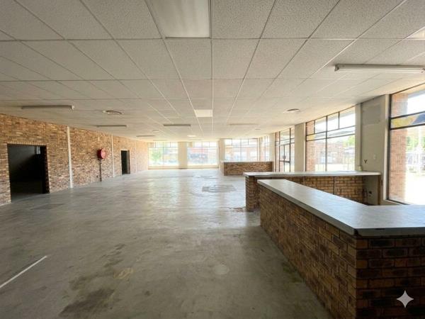 1 100 m² Retail Space