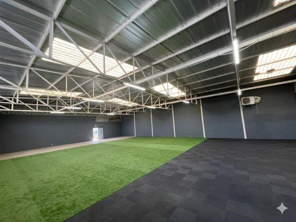 1 100 m² Retail Space