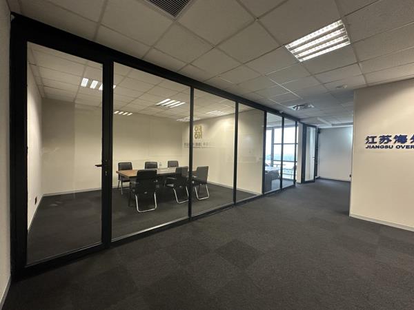135 m² Commercial space