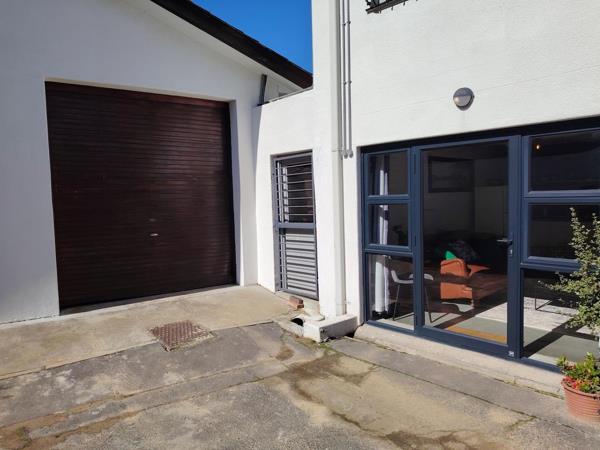 1 Bedroom Garden Cottage