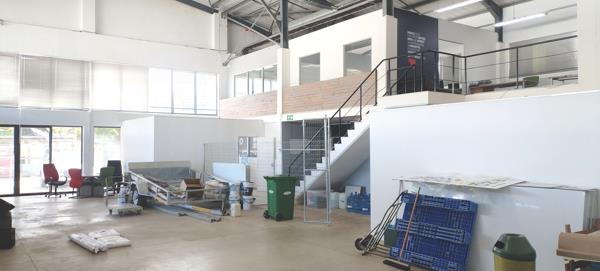 558 m² Commercial space